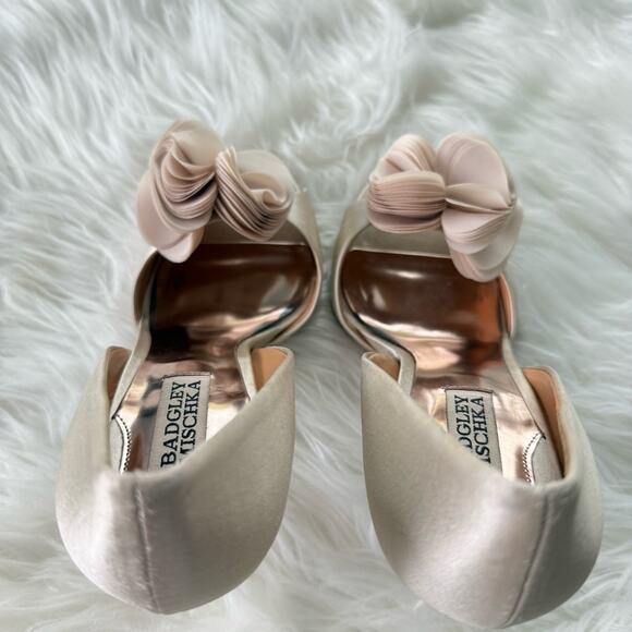 Badgley Mischka Champagne Pump Bridal Satin D'orsey Heel Wedding Cream Bride 7.5 - Picture 6 of 12